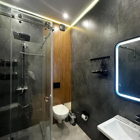 Luxury Two-Room Apartment With Breathtaking Mountain And Mega Mall Views Almaty Exterior photo