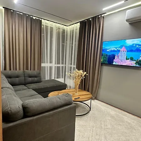 Luxury Two-Room Apartment With Breathtaking Mountain And Mega Mall Views Almaty Exterior photo