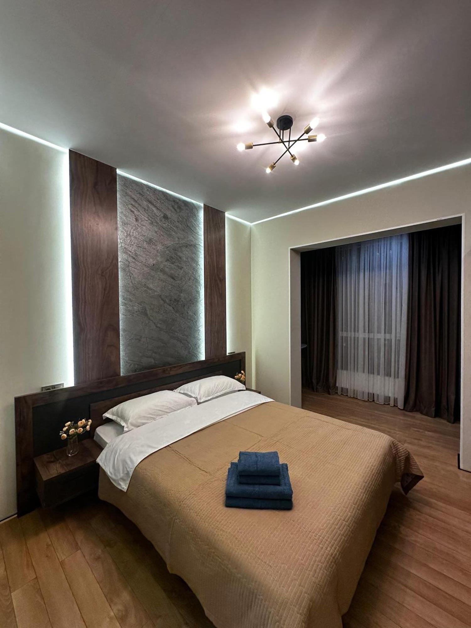 Luxury Two-room With Breathtaking Mountain And Mega Mall Views Apartment Almaty