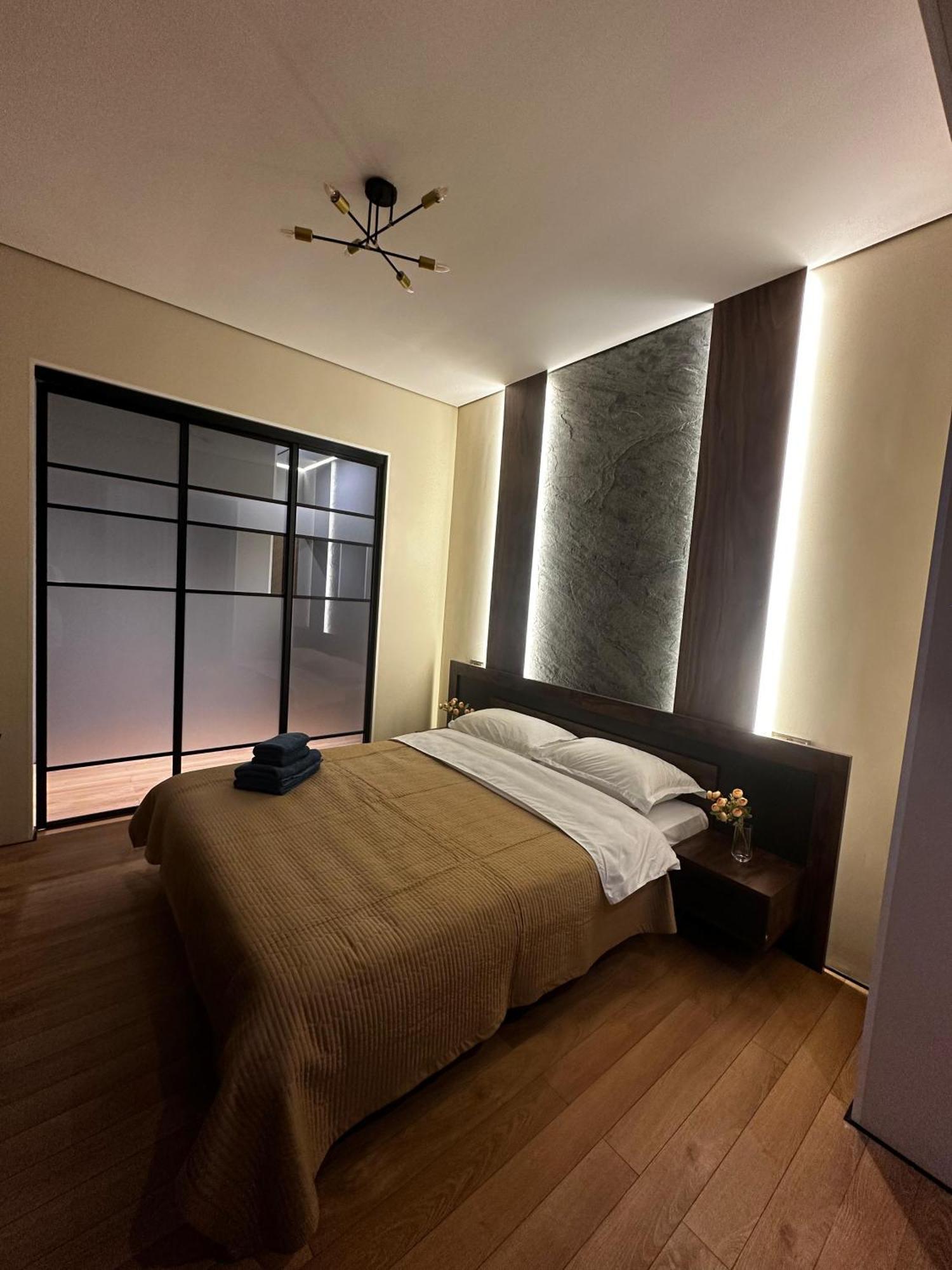 Luxury Two-room With Breathtaking Mountain And Mega Mall Views Apartment Almaty