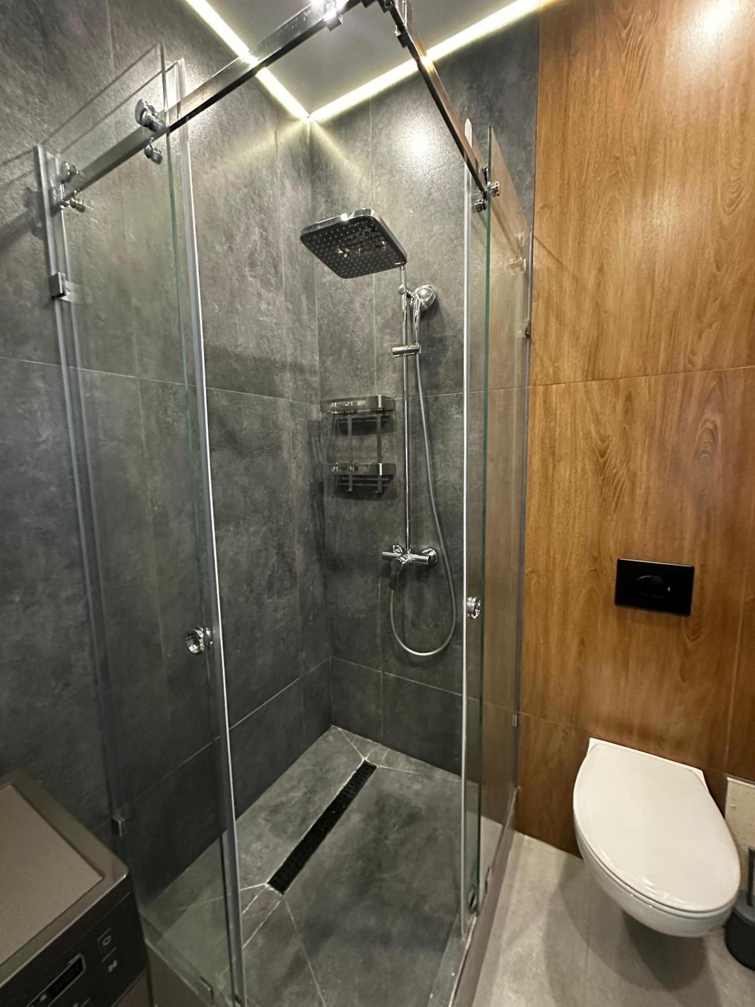 Luxury Two-room With Breathtaking Mountain And Mega Mall Views Almaty