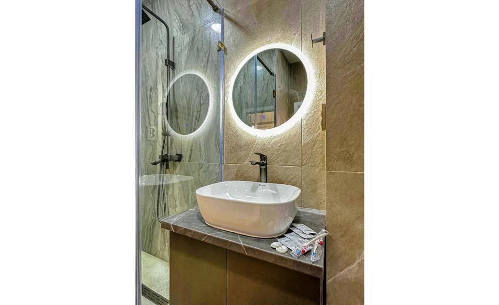 Luxury Two-room With Breathtaking Mountain And Mega Mall Views Apartment Almaty