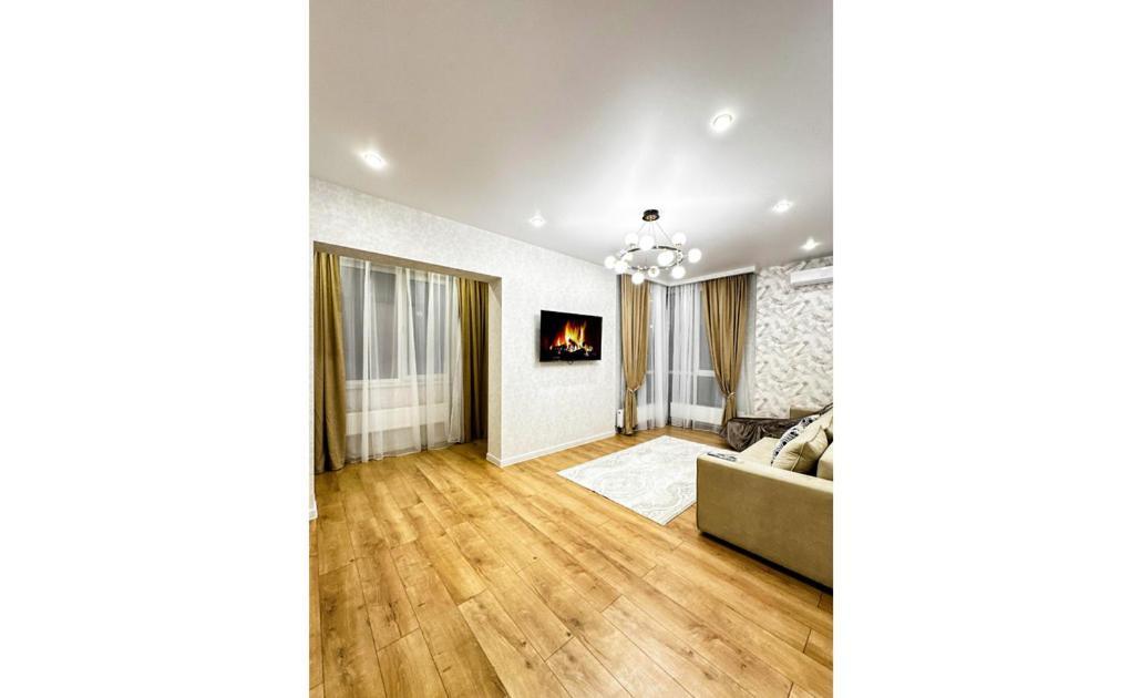 Luxury Two-room With Breathtaking Mountain And Mega Mall Views *